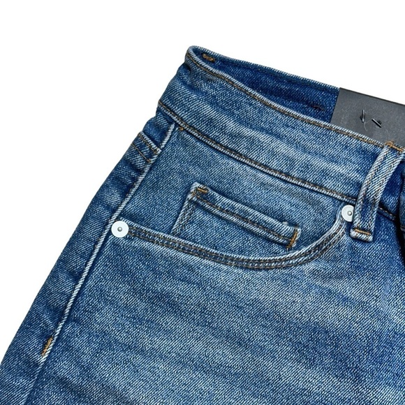 Blank NYC Medium Wash High Rise Rolled Denim Shorts US 27 - Picture 4 of 9